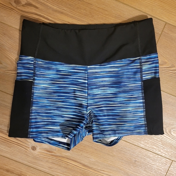Blue and Black Stripped Biker Shorts with Pockets Size Large - Picture 1 of 4